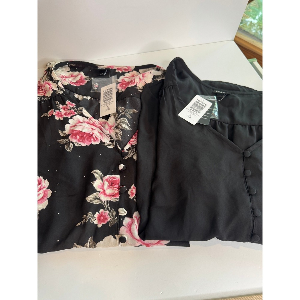 NWT Torrid‎ Harper Blouse Lot of 2 Black Floral Flowy Button Tops Size 1X 14/16